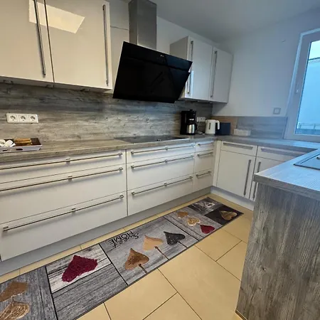 Groß Modern Für Urlaub&monteure Garten Terrasse 3 Schlafzimmer Apartment *