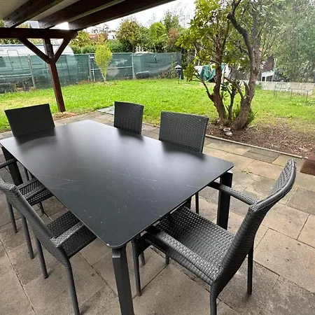 Apartment Groß Modern Für Urlaub&monteure Garten Terrasse 3 Schlafzimmer Königswinter