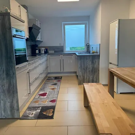 Groß Modern Für Urlaub&monteure Garten Terrasse 3 Schlafzimmer Apartment *