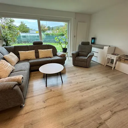 Groß Modern Für Urlaub&monteure Garten Terrasse 3 Schlafzimmer Apartment